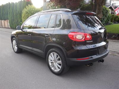 2011 Volkswagen Tiguan S 4Motion   - Photo 3 - Kirkland, WA 98033