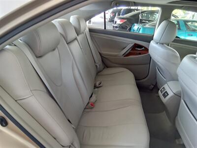 2010 Toyota Camry XLE - Photo 12 - Kirkland, WA 98033