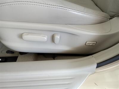 2010 Toyota Camry XLE - Photo 15 - Kirkland, WA 98033