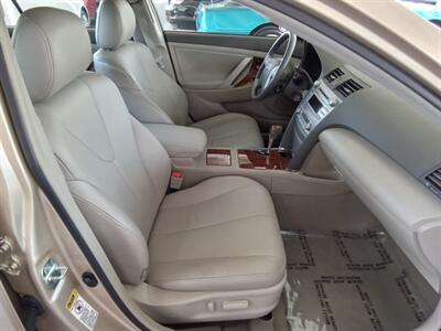 2010 Toyota Camry XLE - Photo 14 - Kirkland, WA 98033
