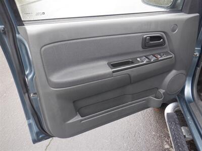 2006 Chevrolet Colorado LT 4dr Crew Cab 4x4   - Photo 11 - Kirkland, WA 98033
