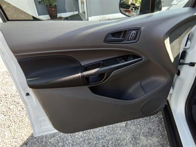 2020 Ford Transit Connect XL   - Photo 26 - Kirkland, WA 98033