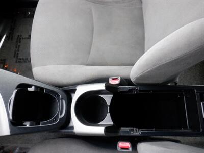 2014 Toyota Prius Three   - Photo 10 - Kirkland, WA 98033
