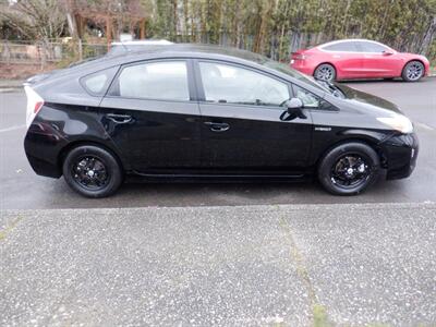 2014 Toyota Prius Three   - Photo 6 - Kirkland, WA 98033