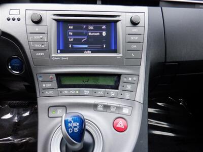 2014 Toyota Prius Three   - Photo 14 - Kirkland, WA 98033