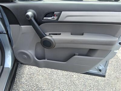 2010 Honda CR-V EX - Photo 17 - Kirkland, WA 98033