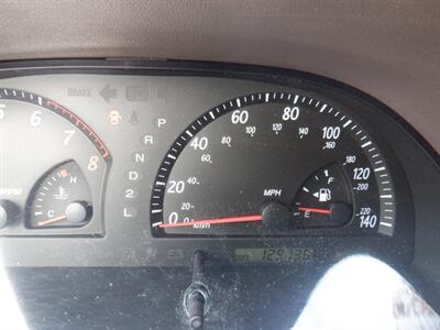 2004 Toyota Camry LE   - Photo 17 - Kirkland, WA 98033