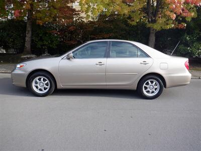 2004 Toyota Camry LE   - Photo 2 - Kirkland, WA 98033