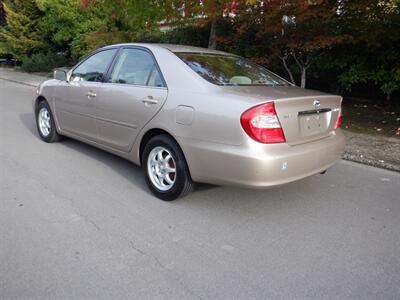 2004 Toyota Camry LE   - Photo 3 - Kirkland, WA 98033