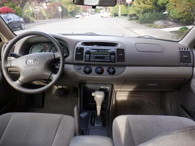 2004 Toyota Camry LE   - Photo 14 - Kirkland, WA 98033
