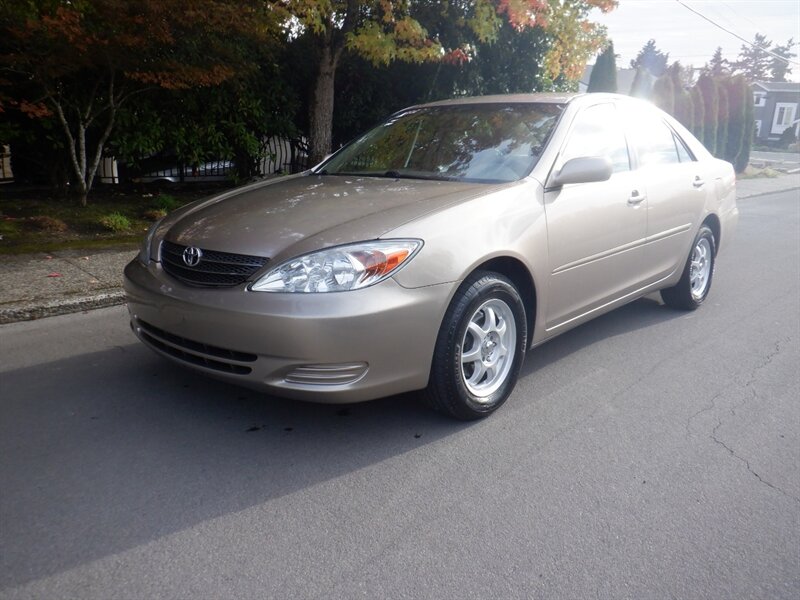 2004 Toyota Camry Standard