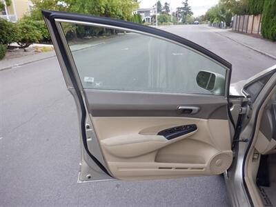 2008 Honda Civic LX   - Photo 13 - Kirkland, WA 98033