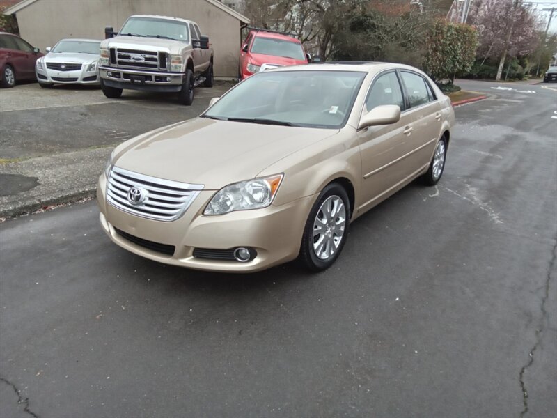 2010 Toyota Avalon XLS   - Photo 1 - Kirkland, WA 98033