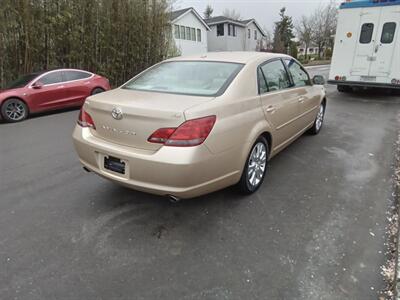 2010 Toyota Avalon XLS   - Photo 5 - Kirkland, WA 98033