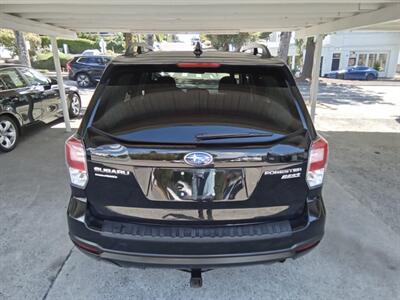 2017 Subaru Forester 2.5i Premium - Photo 4 - Kirkland, WA 98033