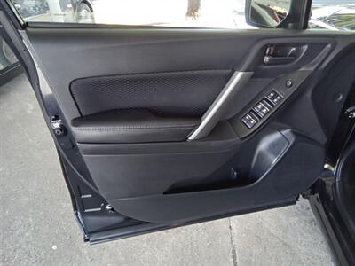 2017 Subaru Forester 2.5i Premium - Photo 17 - Kirkland, WA 98033