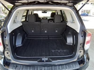 2017 Subaru Forester 2.5i Premium - Photo 10 - Kirkland, WA 98033