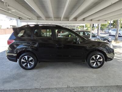 2017 Subaru Forester 2.5i Premium - Photo 5 - Kirkland, WA 98033