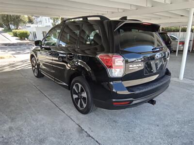 2017 Subaru Forester 2.5i Premium - Photo 3 - Kirkland, WA 98033