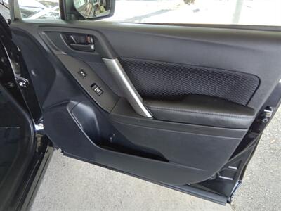2017 Subaru Forester 2.5i Premium - Photo 16 - Kirkland, WA 98033
