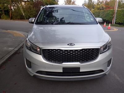 2017 Kia Sedona LX   - Photo 8 - Kirkland, WA 98033