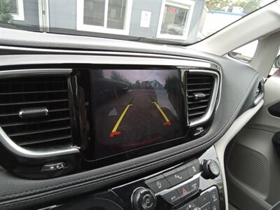 2018 Chrysler Pacifica Limited - Photo 31 - Kirkland, WA 98033