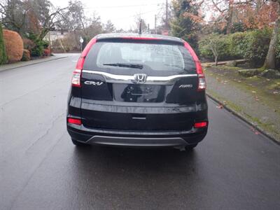 2015 Honda CR-V LX   - Photo 4 - Kirkland, WA 98033