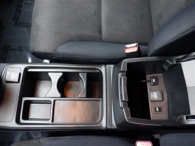 2015 Honda CR-V LX   - Photo 14 - Kirkland, WA 98033