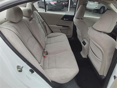 2014 Honda Accord EX   - Photo 11 - Kirkland, WA 98033