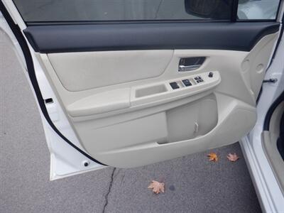 2012 Subaru Impreza 2.0i Premium   - Photo 13 - Kirkland, WA 98033