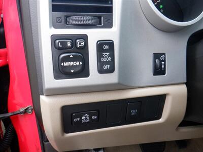 2007 Toyota Tundra Limited   - Photo 16 - Kirkland, WA 98033