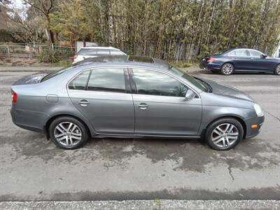 2006 Volkswagen Jetta 2.5   - Photo 6 - Kirkland, WA 98033
