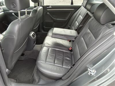 2006 Volkswagen Jetta 2.5   - Photo 11 - Kirkland, WA 98033