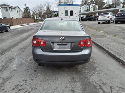 2006 Volkswagen Jetta 2.5   - Photo 4 - Kirkland, WA 98033