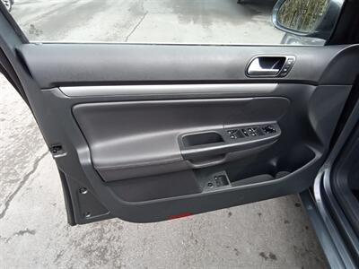 2006 Volkswagen Jetta 2.5   - Photo 17 - Kirkland, WA 98033