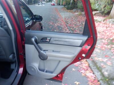 2009 Honda CR-V EX-L   - Photo 14 - Kirkland, WA 98033