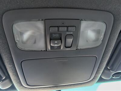 2006 Toyota Highlander Sport AWD   - Photo 22 - Kirkland, WA 98033