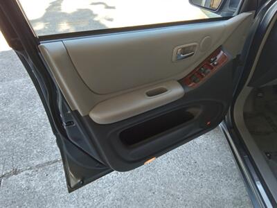 2006 Toyota Highlander Sport AWD   - Photo 18 - Kirkland, WA 98033