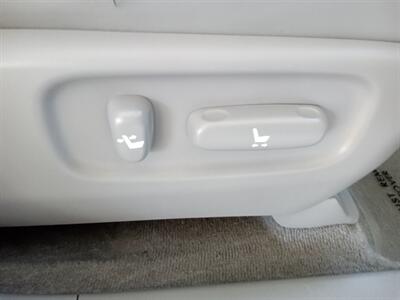 2006 Toyota Highlander Sport AWD   - Photo 16 - Kirkland, WA 98033