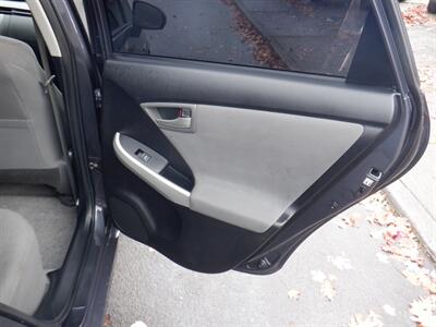 2014 Toyota Prius Two - Photo 17 - Kirkland, WA 98033