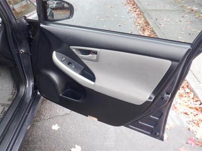 2014 Toyota Prius Two - Photo 18 - Kirkland, WA 98033