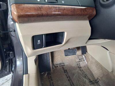 2011 Honda Accord EX-L - Photo 14 - Kirkland, WA 98033