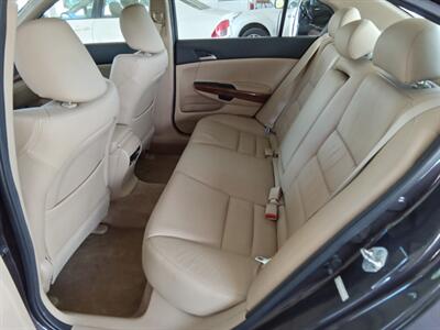 2011 Honda Accord EX-L - Photo 13 - Kirkland, WA 98033