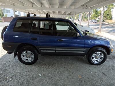 1999 Toyota RAV4 AWD - Photo 6 - Kirkland, WA 98033