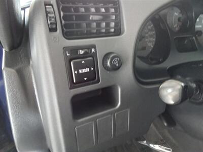 1999 Toyota RAV4 AWD - Photo 15 - Kirkland, WA 98033