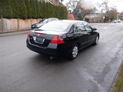 2006 Honda Accord LX   - Photo 5 - Kirkland, WA 98033
