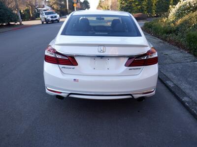 2016 Honda Accord Sport   - Photo 4 - Kirkland, WA 98033