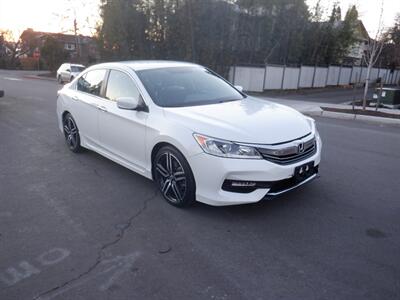 2016 Honda Accord Sport   - Photo 7 - Kirkland, WA 98033