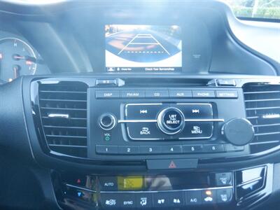 2016 Honda Accord Sport   - Photo 9 - Kirkland, WA 98033