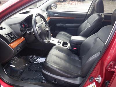2014 Subaru Outback 2.5i Limited   - Photo 13 - Kirkland, WA 98033